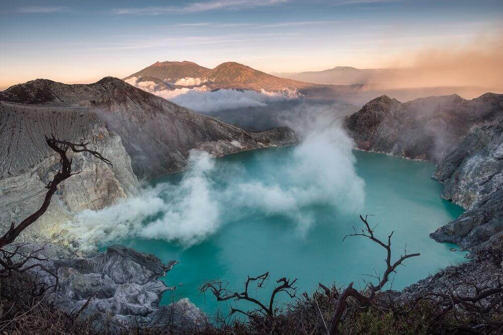 Ijen Cauldron Tour